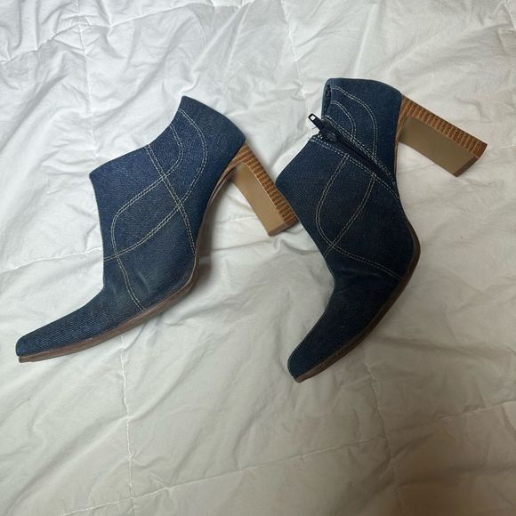 Vintage premier collection women's heels square toe denim low ankle sz 7 Y2K - Picture 1 of 12